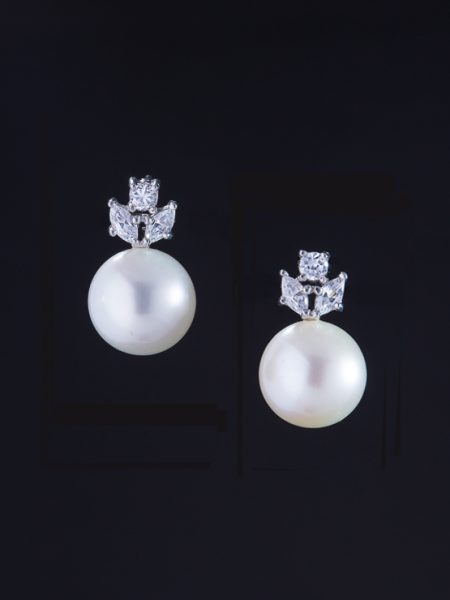 Vintage Gorgeous Saltwater Pearl And Diamond Earrings
