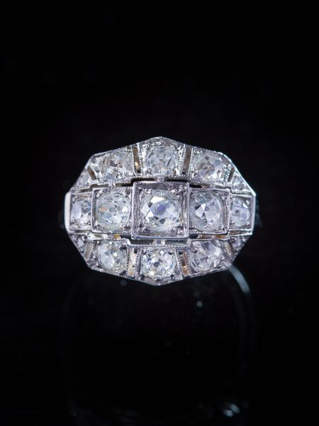 Antique Art Deco French 2,94 ct Diamond Sophisticated Five Stone Cluster Ring