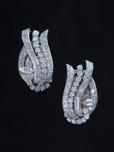 Mid Century Glamorous 5.40 Carat Diamond Platunim And Gold French Clip Earrings