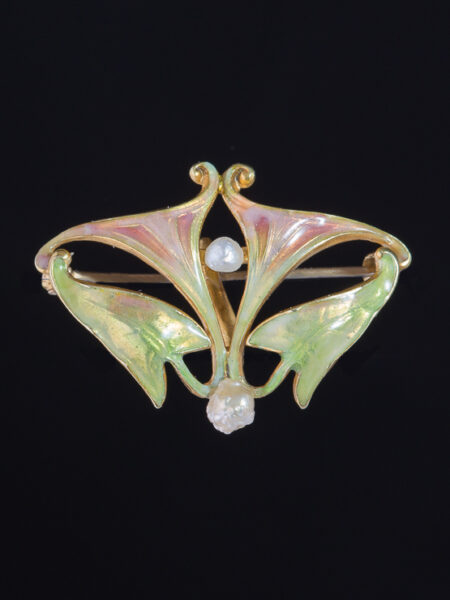 Art Nouveau Natural Pearls And Polyichrome Perlescent Enamel Flower Brooch